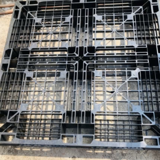 Pallet nhựa 110x110x120
